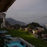 Affittacamere Dimora La Fenice Smeraldo Amalfi