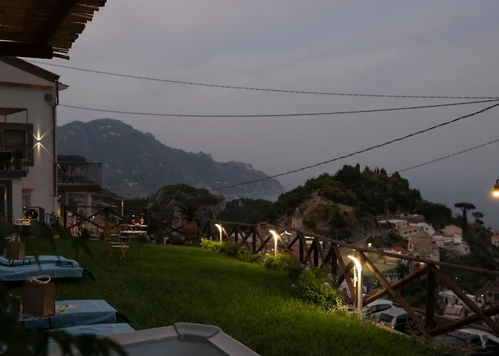 Affittacamere Dimora La Fenice Smeraldo Amalfi