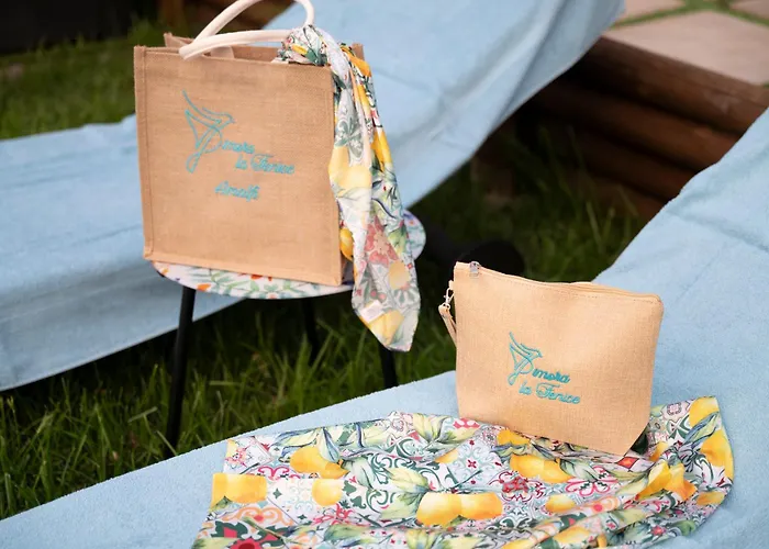 Affittacamere Dimora La Fenice Smeraldo Amalfi